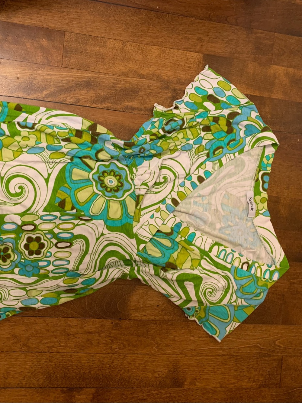 Women's Green & Turquoise Floral V-Neck shirt